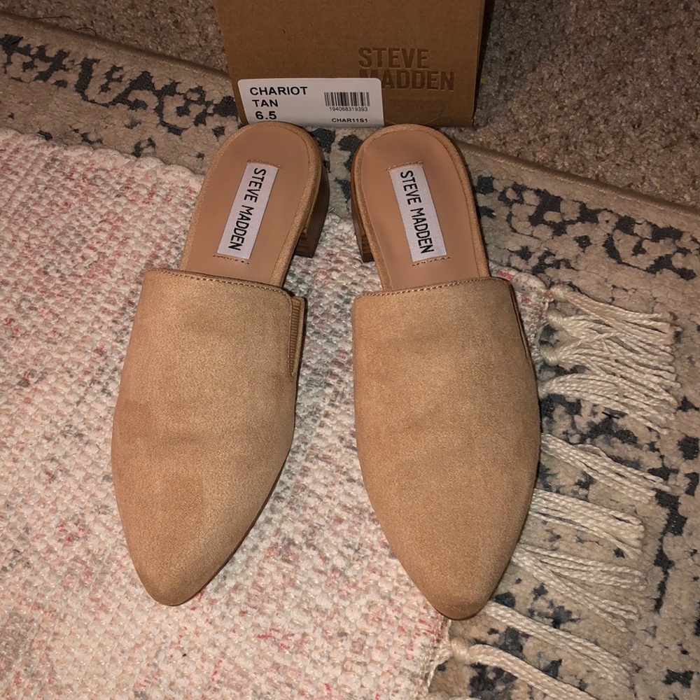 Steve Madden chariot tan mules